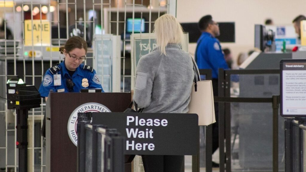 U.S airports-TSA