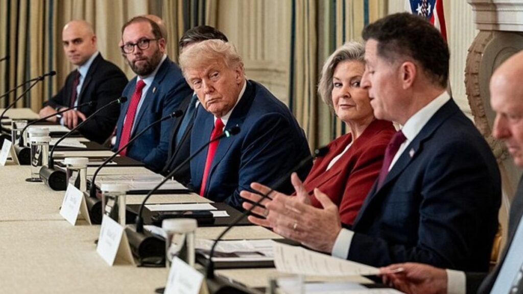 White House panics as Trump's Iran war hikes up gas prices.