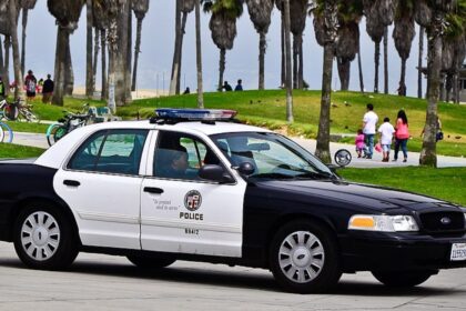 California authorities charge 21 in multi-million dollar Medi-Cal hospice fraud case. (Wikimedia Commons/Tomás Del Coro).