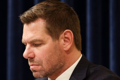 Eric Swalwell resigns allegations misconduct