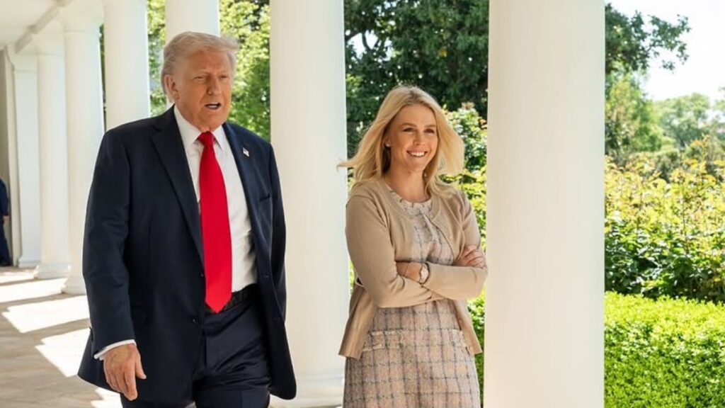 Karoline Leavitt and Donald Trump may be headed for a professional breakup.