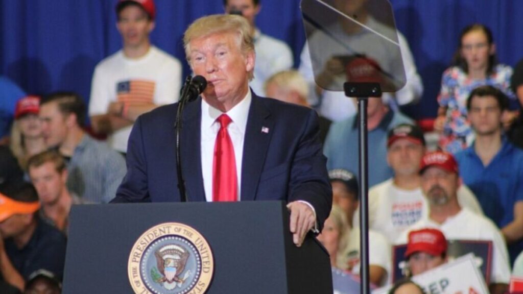 A proposed plan for 250 presidential pardons tied to the U.S. 250th birthday has triggered internal concern within Trump’s key members.