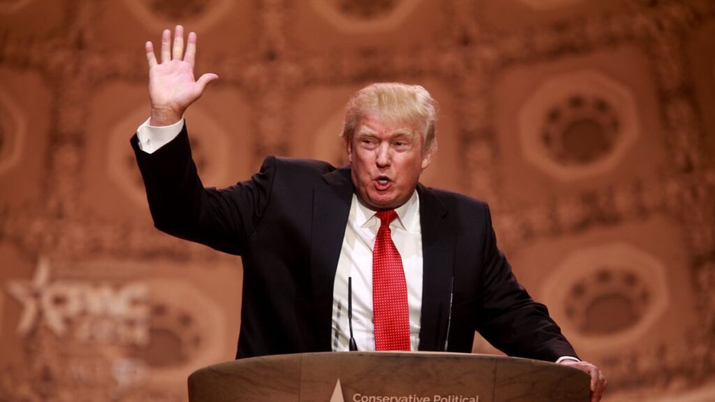 Donald Trump slams two conservative Supreme Court justices.
