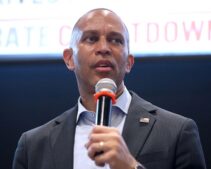 Hakeem Jeffries Vows to ‘Break’ MAGA Extremists in Fiery Speech — Social Media Reacts Harshly