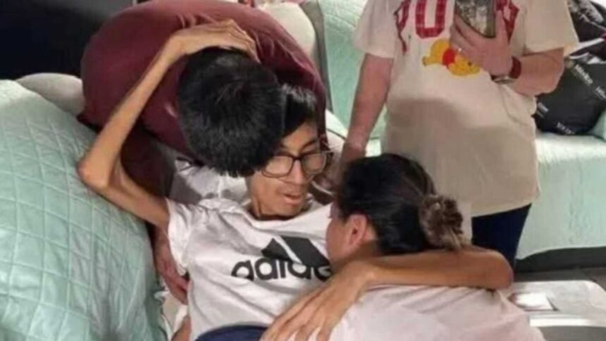 Kevin González,18, dies a day after reuniting with ICE-detained parents.