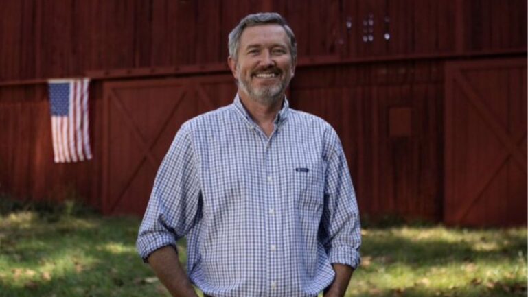 Thomas Massie, after losing the Kentucky GOP primary, filed for the 2028 election cycle, keeping his political future open and fueling speculation about his next move. (Credits: X/@MassieforKY).