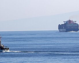 US Launches ‘Self-Defense’ Strikes on Iranian Missile Sites Near Strait of Hormuz as Trump Claims Peace Talks Continue