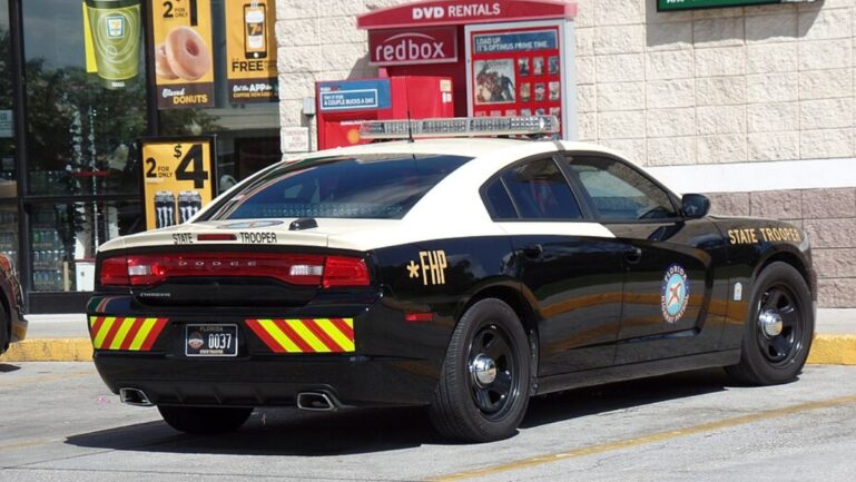 An 18-year-old Florida woman got out of handcuffs