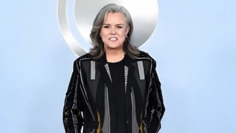 Rosie O’Donnell got a facelift in secret