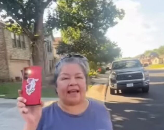 Disturbing ‘Racist’ Video Shows U.S. Woman Threatening Black Neighbor—Stranger’s 1 Quick Response Saves the Day
