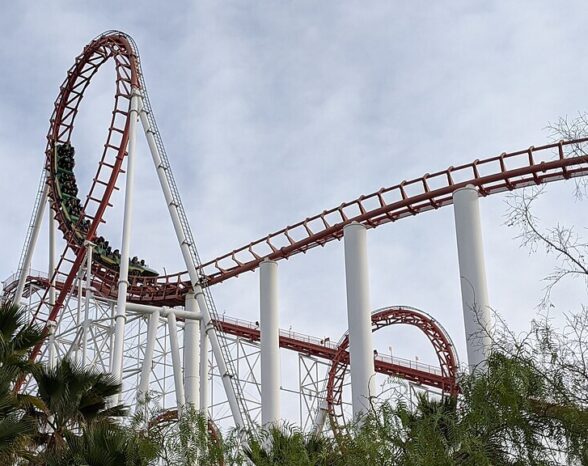 Six Flags Employee of the Month Files $20M Lawsuit Over Racism—’Canceled’ Holiday Party Claim and ID Stop Revelation Becomes Key Point