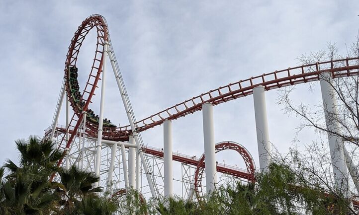 Six Flags magic Mountain