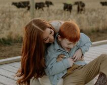 Video Captures the Moment Mom’s 3-Year Question Finally Gets an Answer—Son’s Unexpected One-Word Fulfills Her Hope