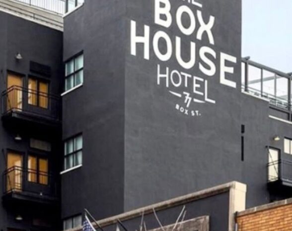 NYC Bride and Groom Left ‘Bedridden’ After $30,000 Wedding Reception—Now They’re Suing the Lavish Hotel