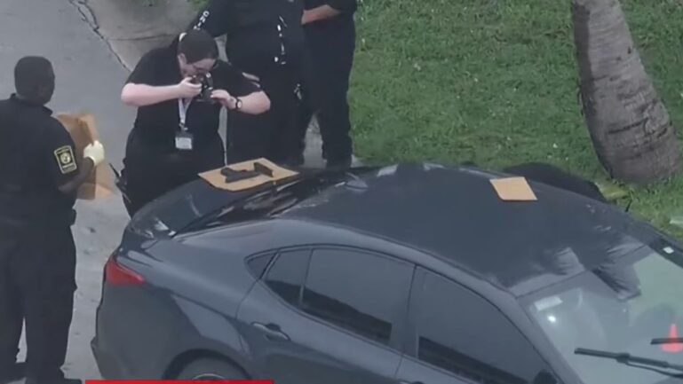 Miami Gardens delivery driver pulled a gun on his armed robbers